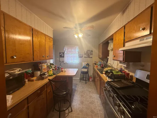 $128,000 | 807 Upper Circle Dr Shoals, Shoals, IN 47581