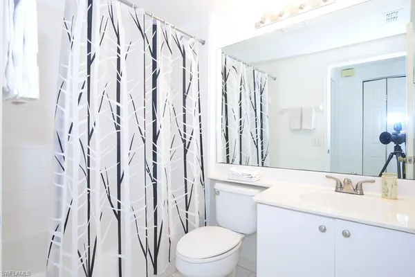 $4,250 | 4960 Deerfield Way, Unit E102, Naples, FL 34110