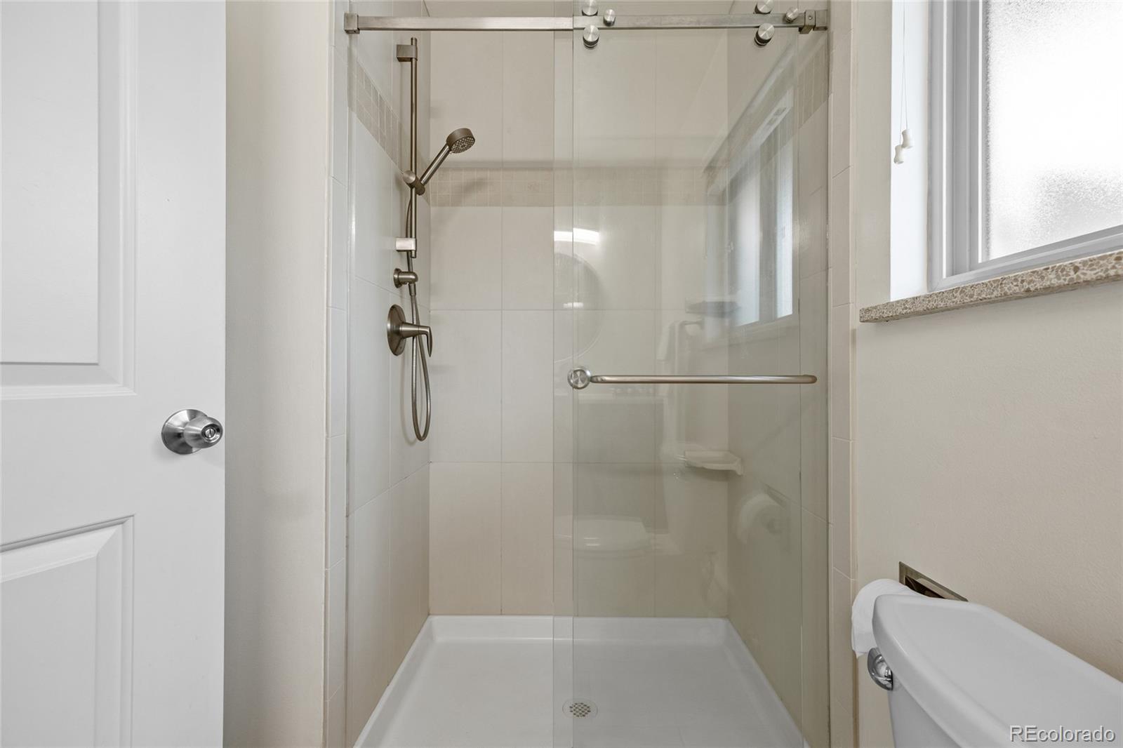 1131 Birdie Road Broomfield, CO 80020 - Photo 18 of 43