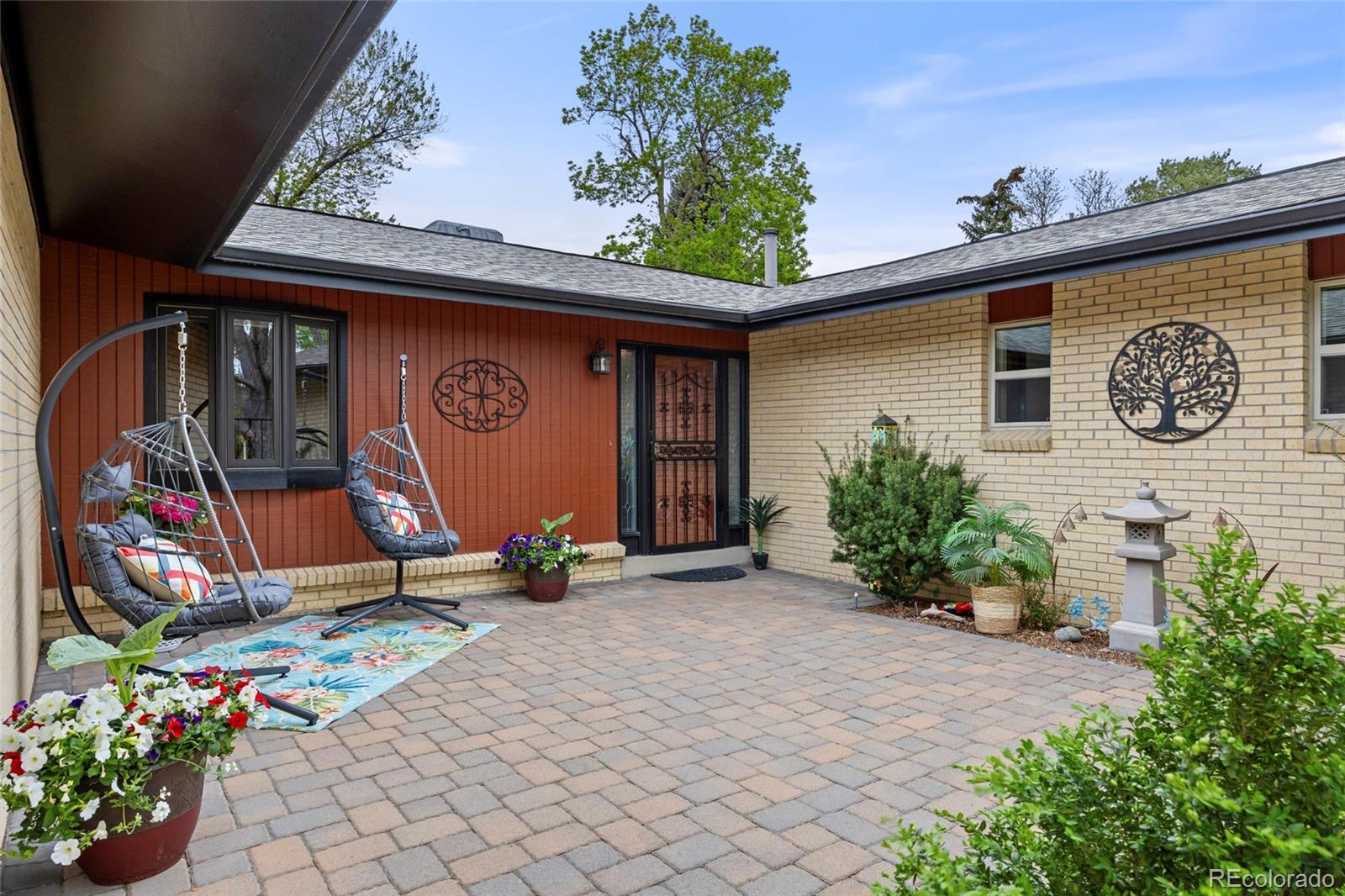 1131 Birdie Road Broomfield, CO 80020 - Photo 2 of 43 a front view of a house