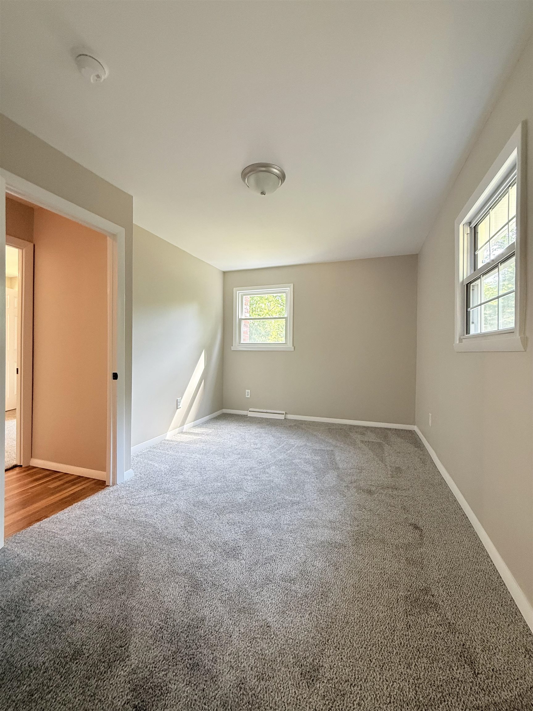 37 Bluff Street Salem, NH 03079 - Photo 25 of 46