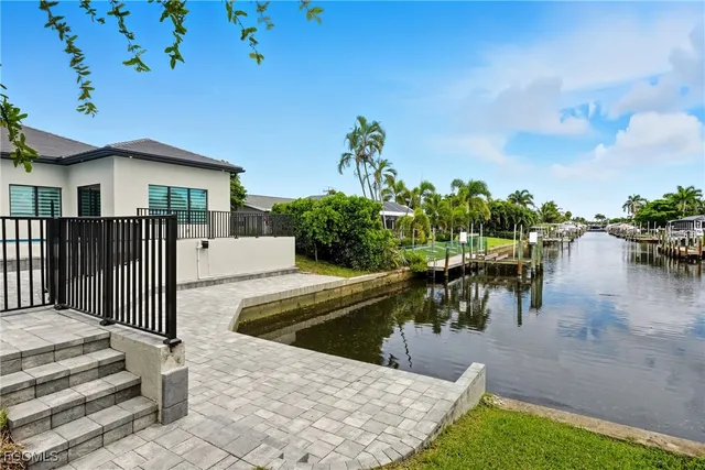 $2,000,000 | 802 El Dorado Parkway East, Cape Coral, FL 33904