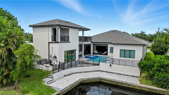 $2,000,000 | 802 El Dorado Parkway East, Cape Coral, FL 33904