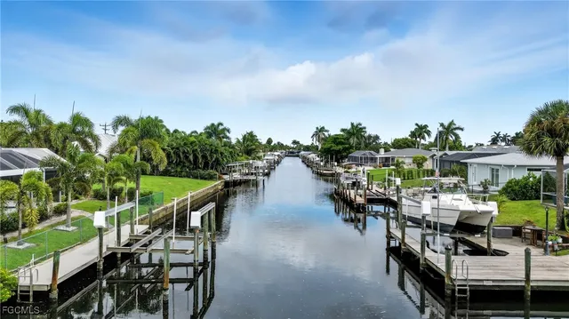 $2,000,000 | 802 El Dorado Parkway East, Cape Coral, FL 33904