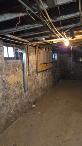 $229,000 | 609 West Cottonwood Street, Freeport, IL 61032