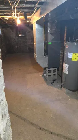 $229,000 | 609 West Cottonwood Street, Freeport, IL 61032