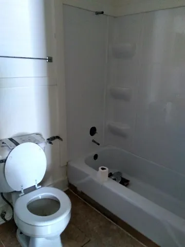 $229,000 | 609 West Cottonwood Street, Freeport, IL 61032