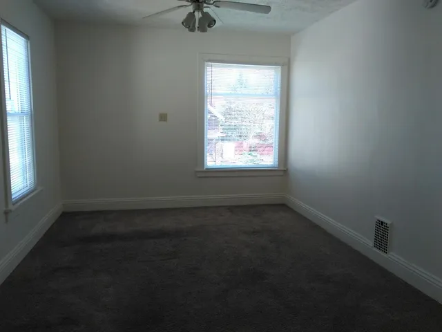 $229,000 | 609 West Cottonwood Street, Freeport, IL 61032