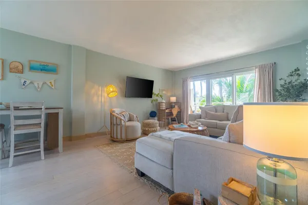 $4,200 | 6520 North Ocean Boulevard, Unit 22, Boynton Beach, FL 33435