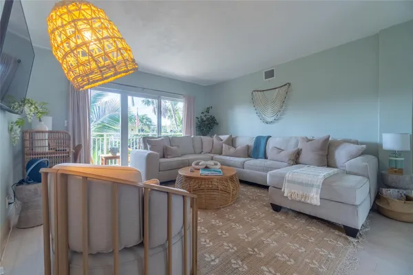 $4,200 | 6520 North Ocean Boulevard, Unit 22, Boynton Beach, FL 33435