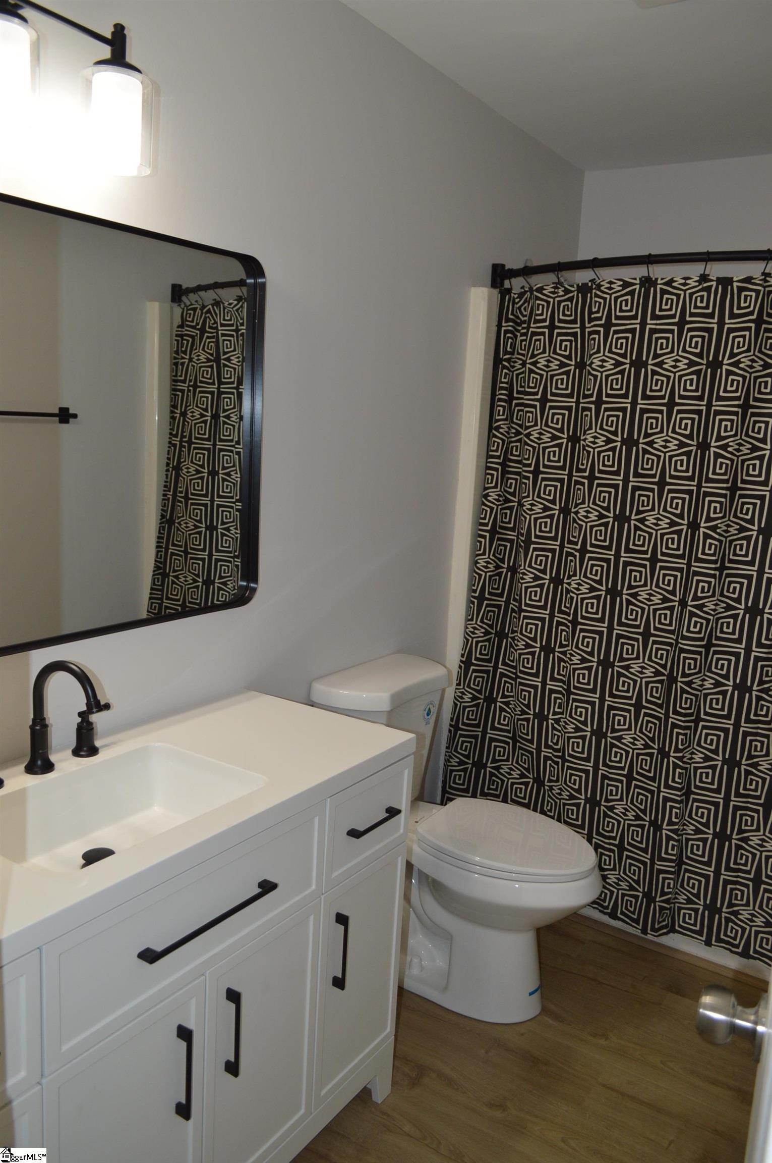 301 East Celestial Drive Greer, SC 29651 - Photo 10 of 27