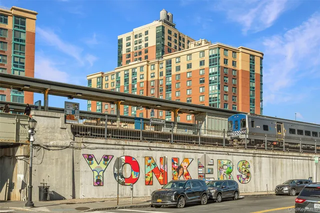 $2,800 | 351 North Broadway, Unit 1E, Yonkers, NY 10701