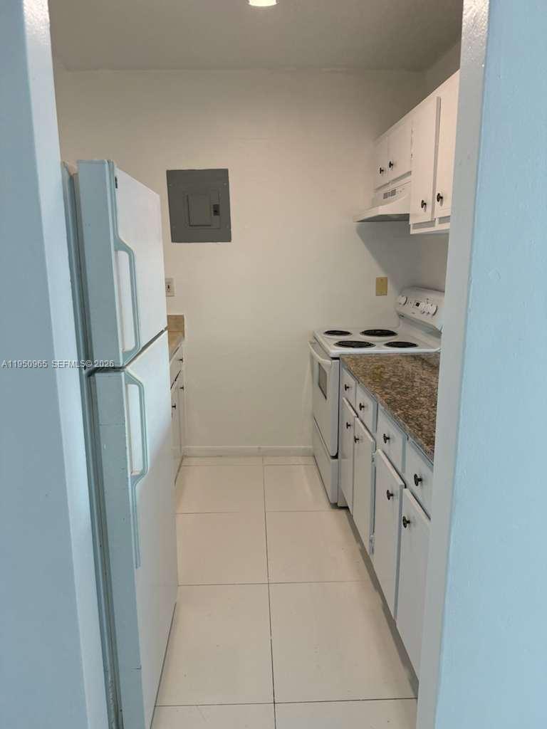 4495 Northwest 9th Street, Unit 104 Miami, FL 33126 - Photo 6 of 15