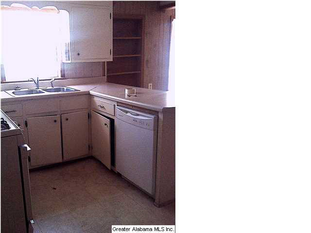 63 Robinson Street Jemison, AL 35085 - Photo 3 of 5