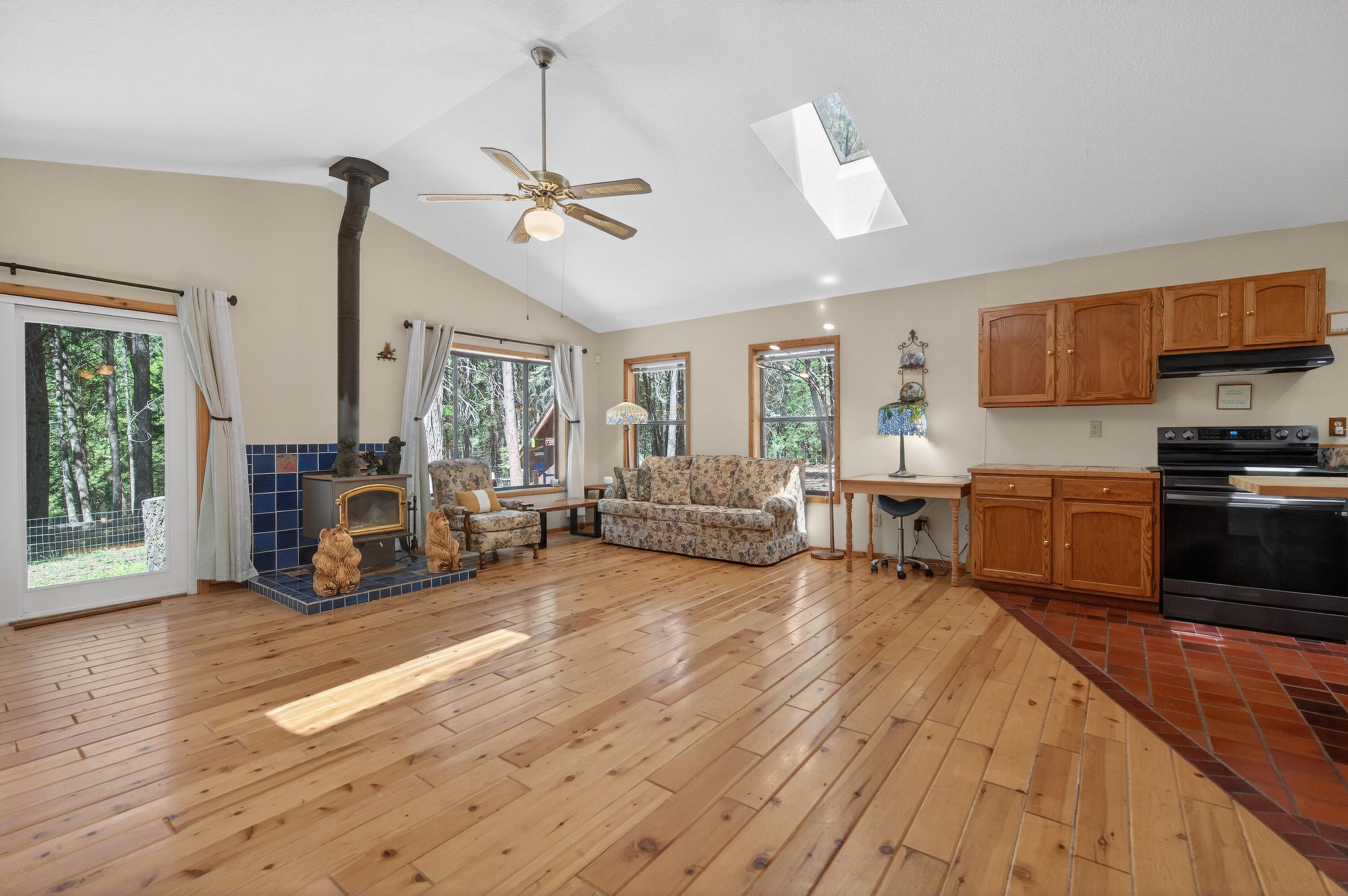 7536 Linda Road Shingletown, CA 96088 - Photo 3 of 26 _DSC3427