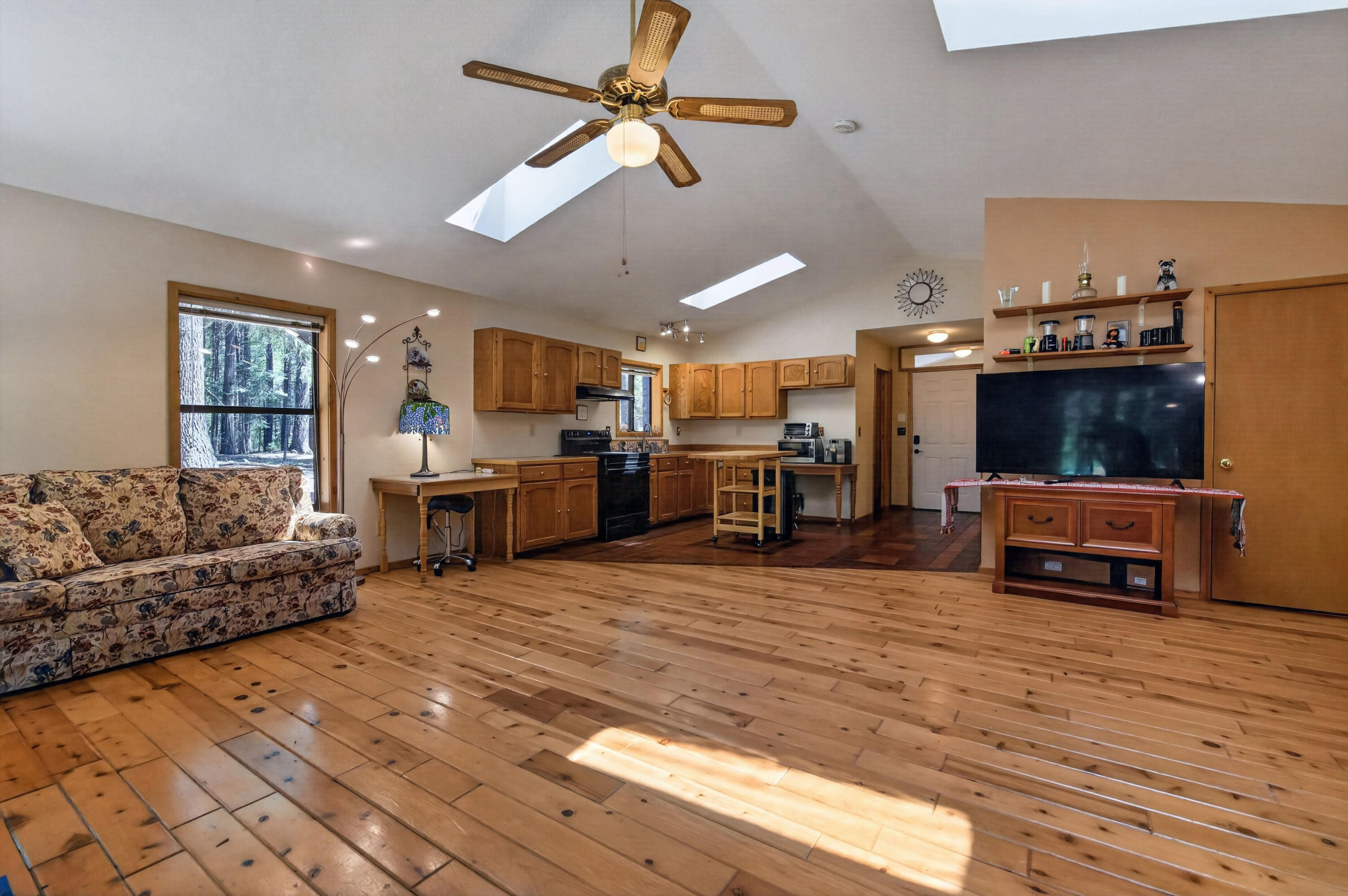 7536 Linda Road Shingletown, CA 96088 - Photo 8 of 26 _DSC3422