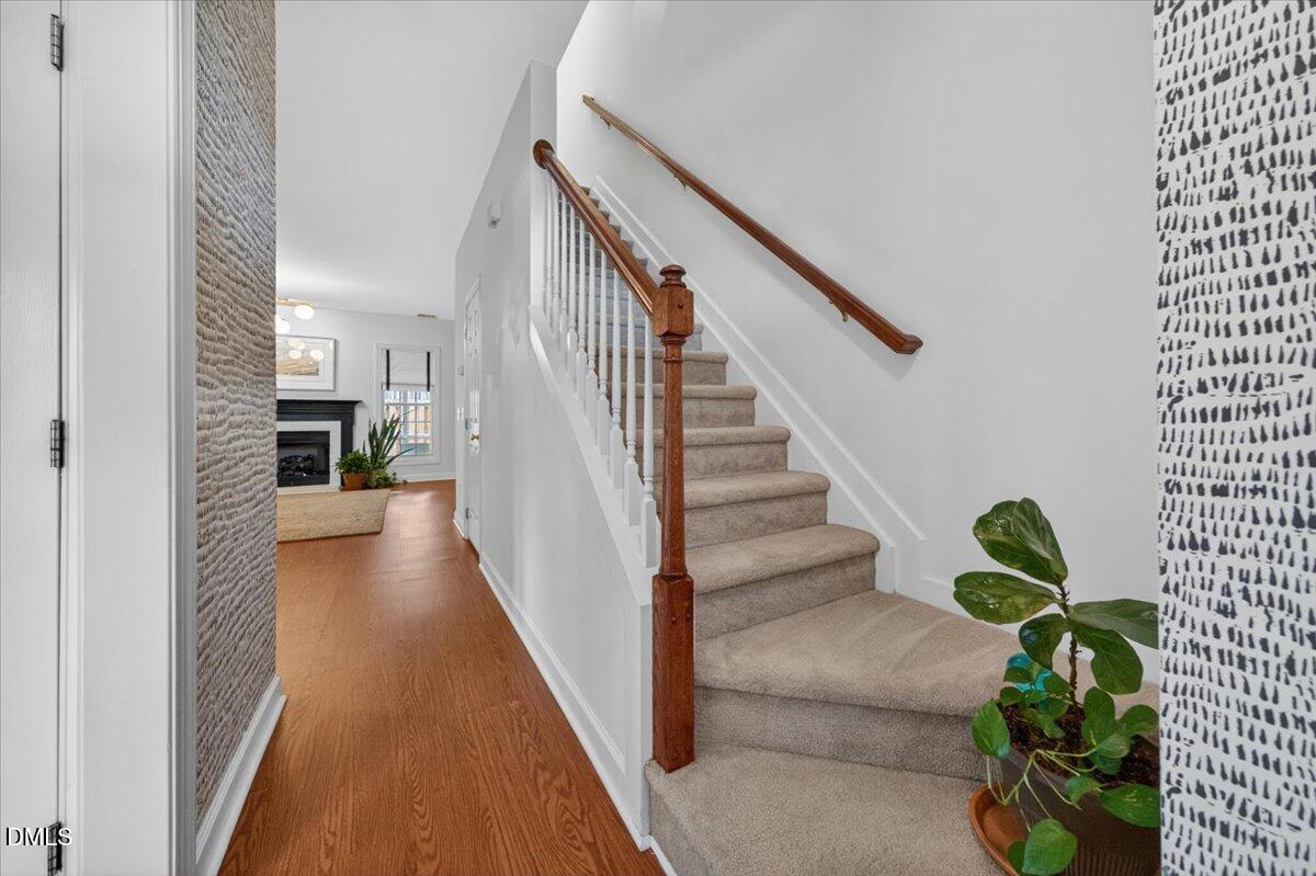 8708 Belford Valley Lane Raleigh, NC 27615 - Photo 6 of 27 15-8708BelfordValleyLnRaleighNC27615_015