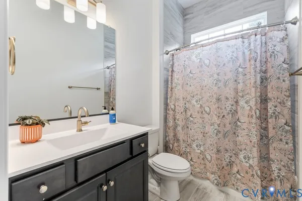 $725,000 | 11655 Riverboat Drive, Chester, VA 23836