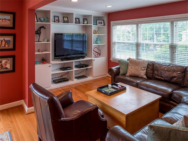 19 Canterbury Road Marblehead, MA 01945 - Photo 6 of 19 Gallery Image 6