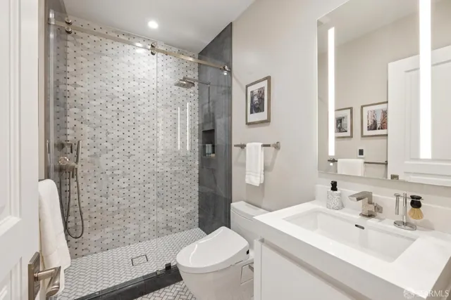 $3,995,000 | 704 18th Street, San Francisco, CA 94107