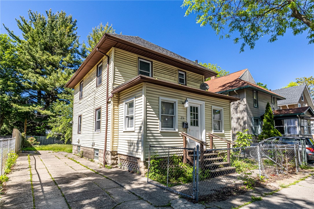 256 Ave D Rochester, NY 14621 - Photo 1 of 43