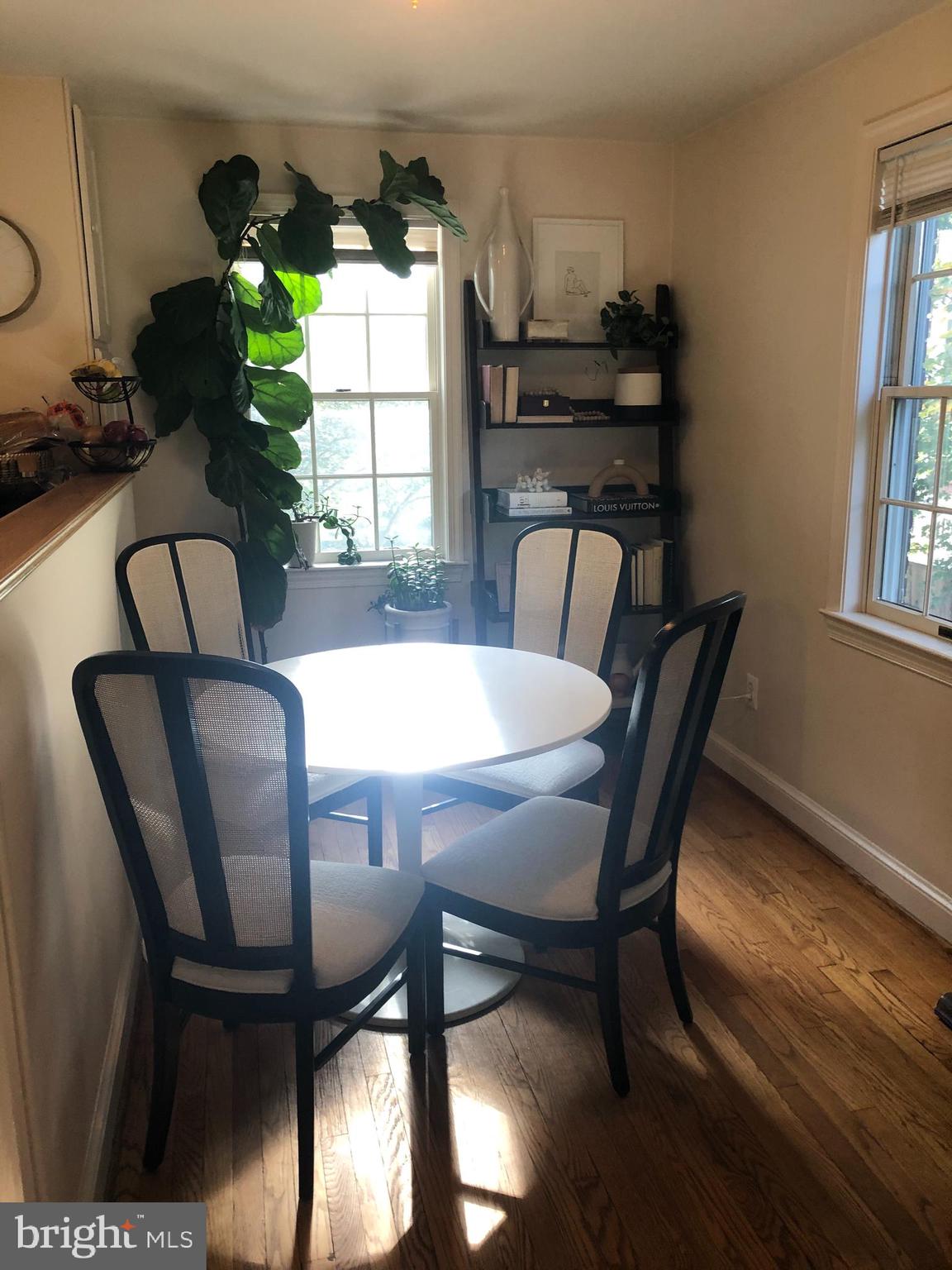 25 Sunset Drive Alexandria, VA 22301 - Photo 11 of 22