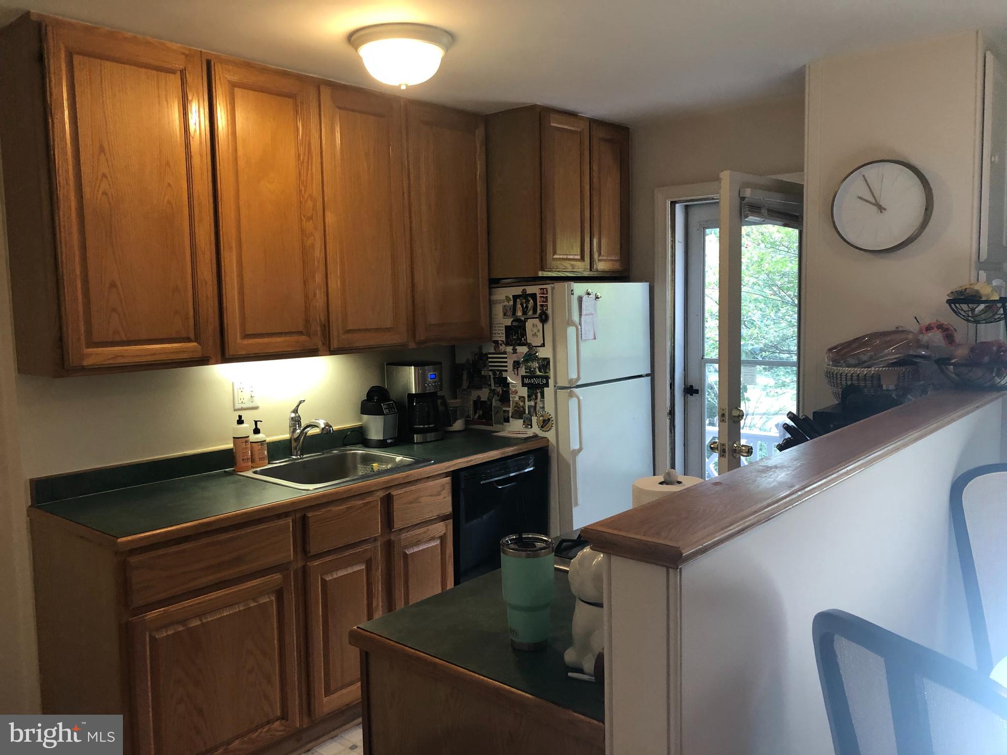 25 Sunset Drive Alexandria, VA 22301 - Photo 10 of 22