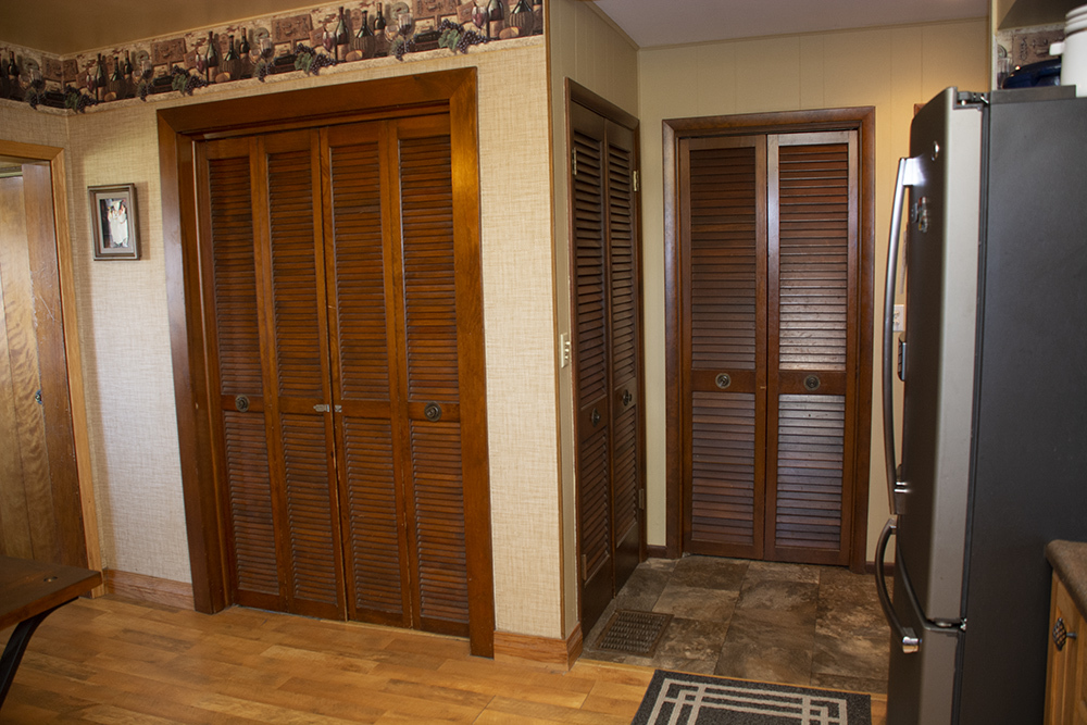 14163 Yager Road Morrison, IL 61270 - Photo 4 of 42