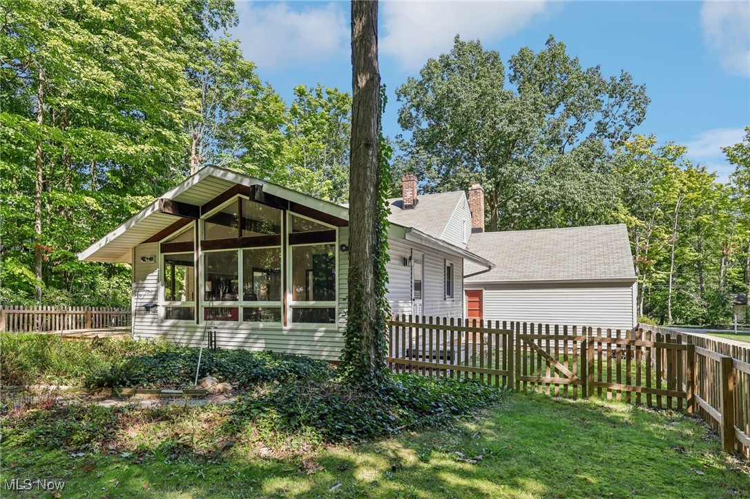 6804 Glenview Road Cleveland, OH 44143 - Photo 27 of 31