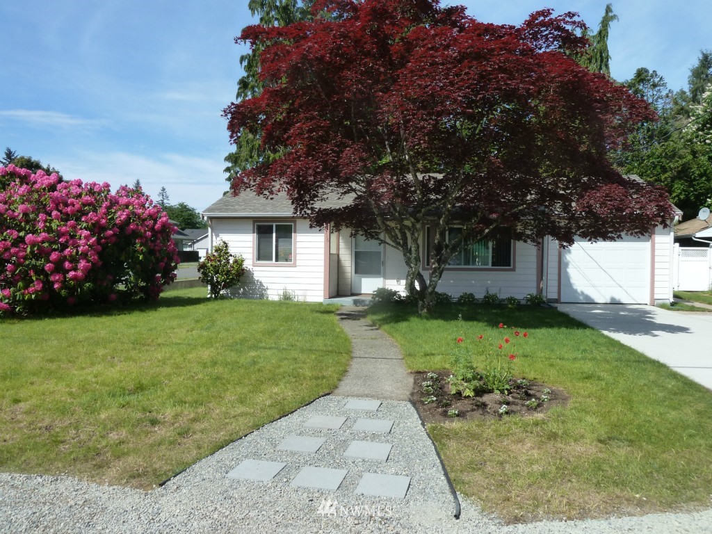 8316 John Dower Road Southwest Lakewood, WA 98499 - Photo 1 of 15