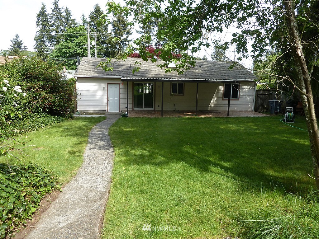 8316 John Dower Road Southwest Lakewood, WA 98499 - Photo 5 of 15