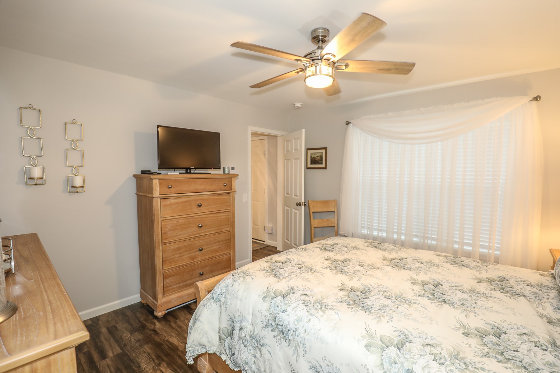 98 Wilton Road Milford, NH 03055 - Photo 15 of 37