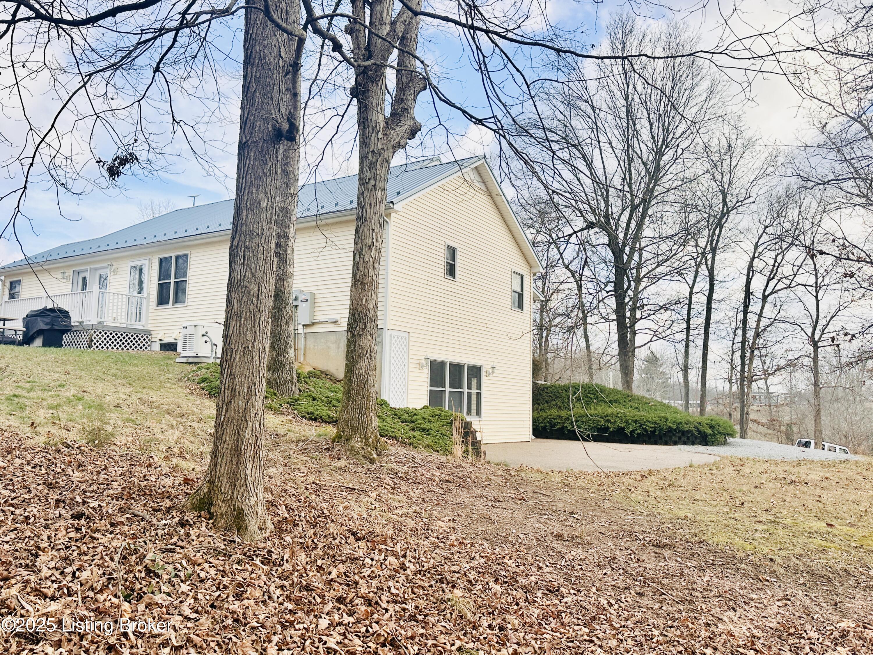400 Cockrell Road Caneyville, KY 42721 - Photo 30 of 138 Home exterior-30