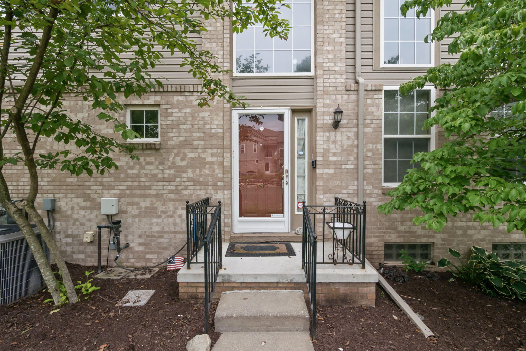41832 Glade Road, Unit 45 Canton, MI 48187 - Photo 15 of 59 Glade-canton-mi-remaxclassic-beckyjohnso