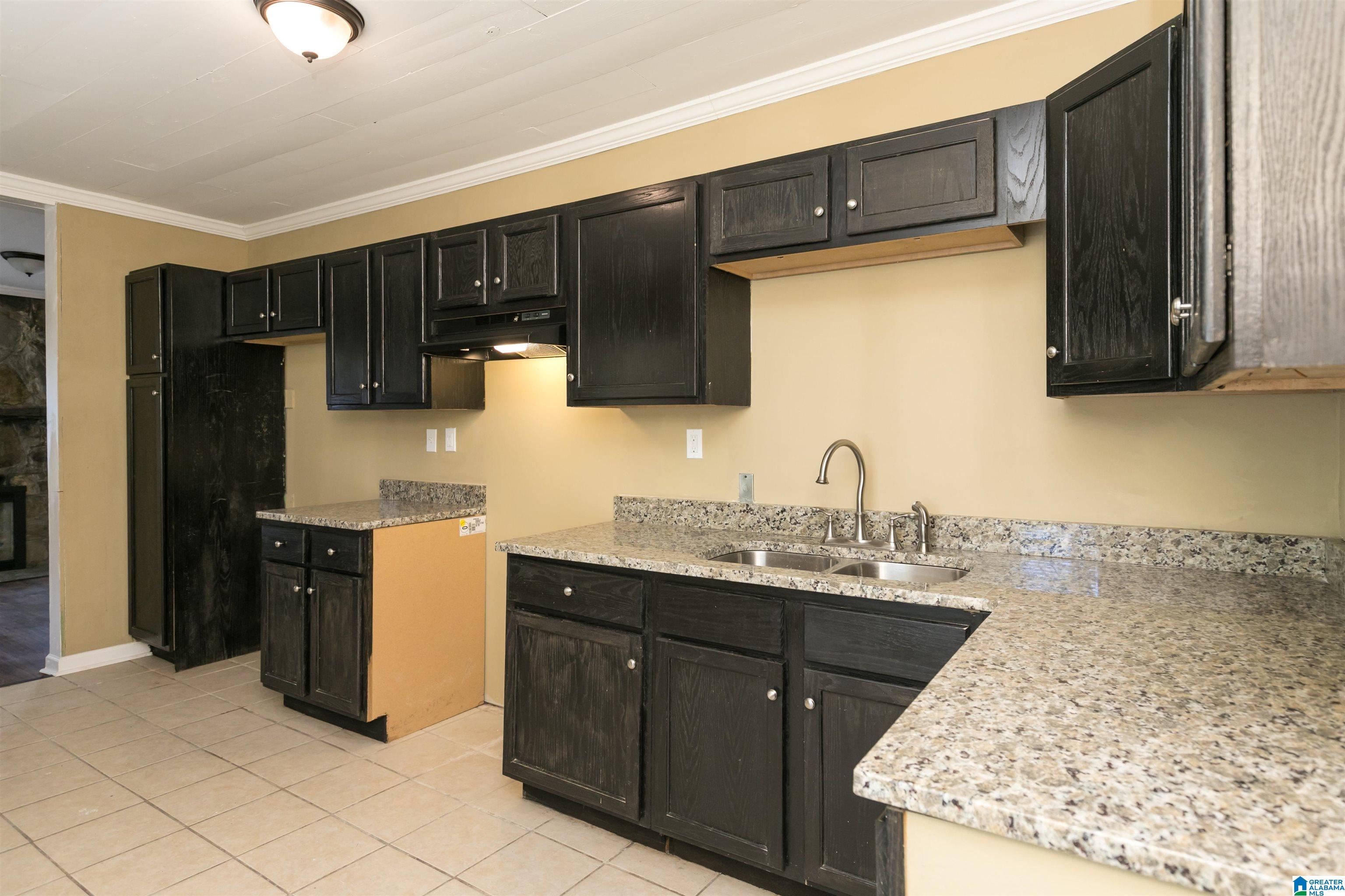 236 Ridgeway Road Bessemer, AL 35023 - Photo 13 of 28