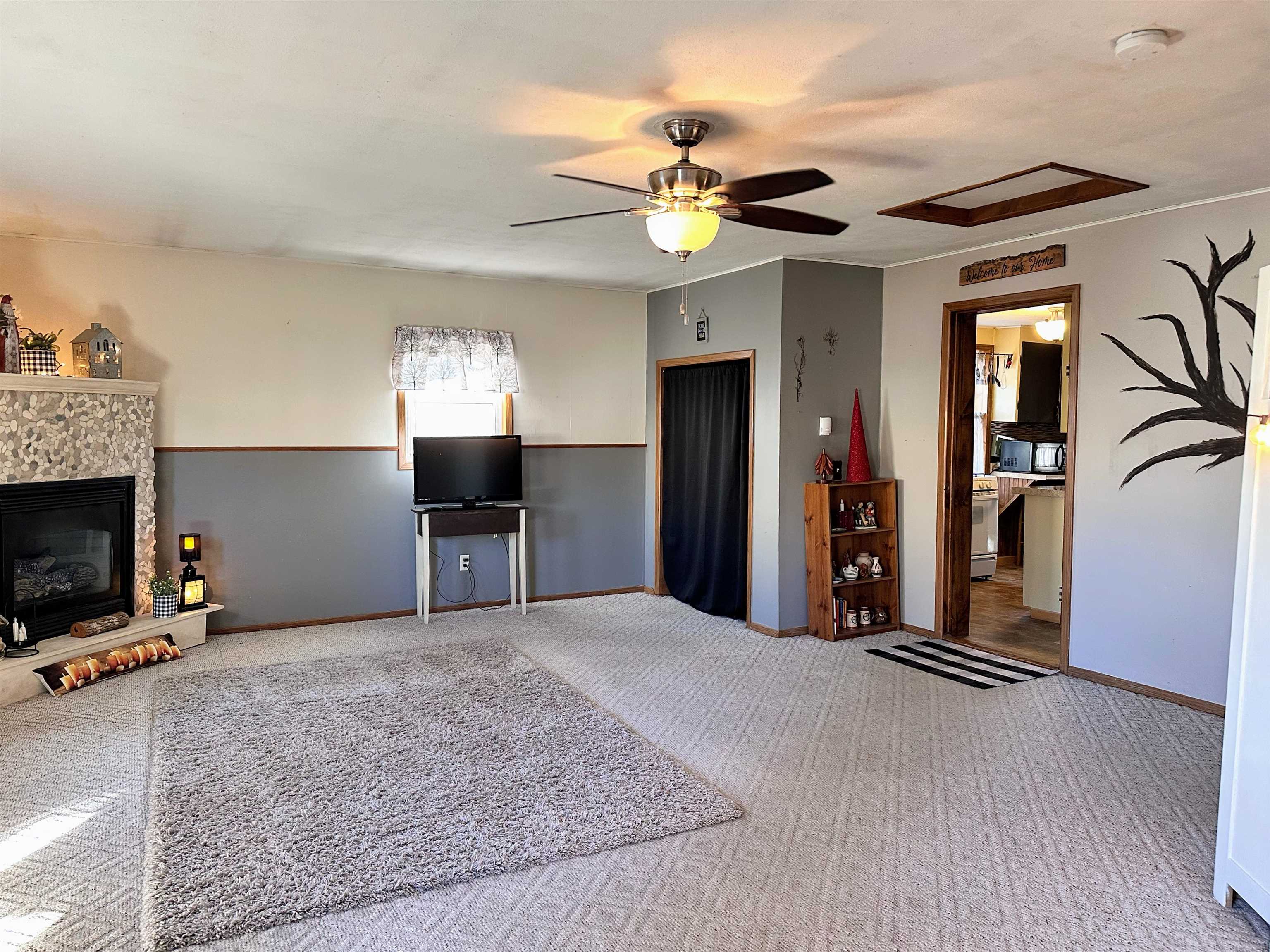 412 North Wacouta Avenue Prairie du Chien, WI 53821 - Photo 13 of 25