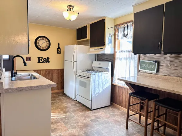 $218,000 | 412 North Wacouta Avenue, Prairie du Chien, WI 53821