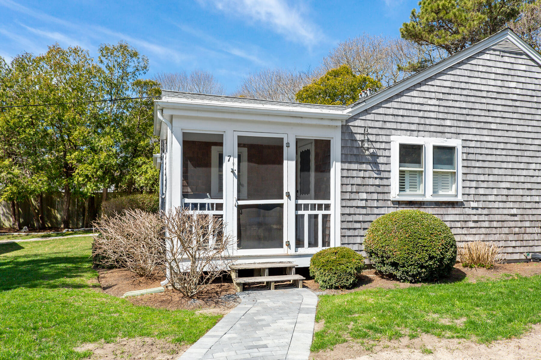 558 Craigville Beach Road, Unit 7 Centerville, MA 02632 - Photo 2 of 17 003_558_7Craigville_041526