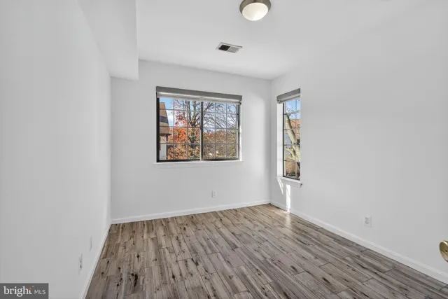 $2,500 | 6017 F Curtier Drive, Unit F, Alexandria, VA 22310