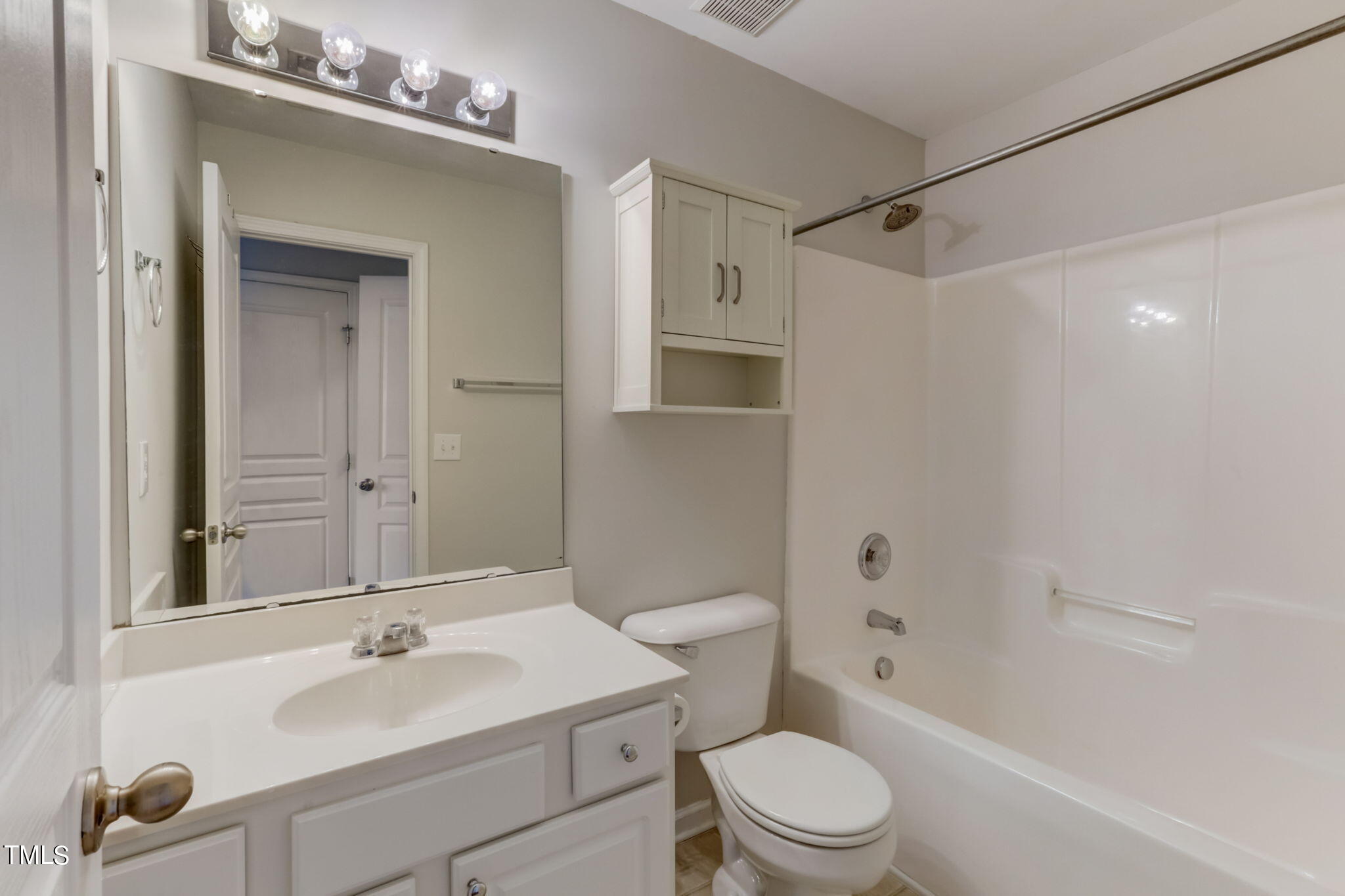 4401 Sugarbend Way Raleigh, NC 27606 - Photo 19 of 20 19-web-or-mls-Sugarbend Way-019