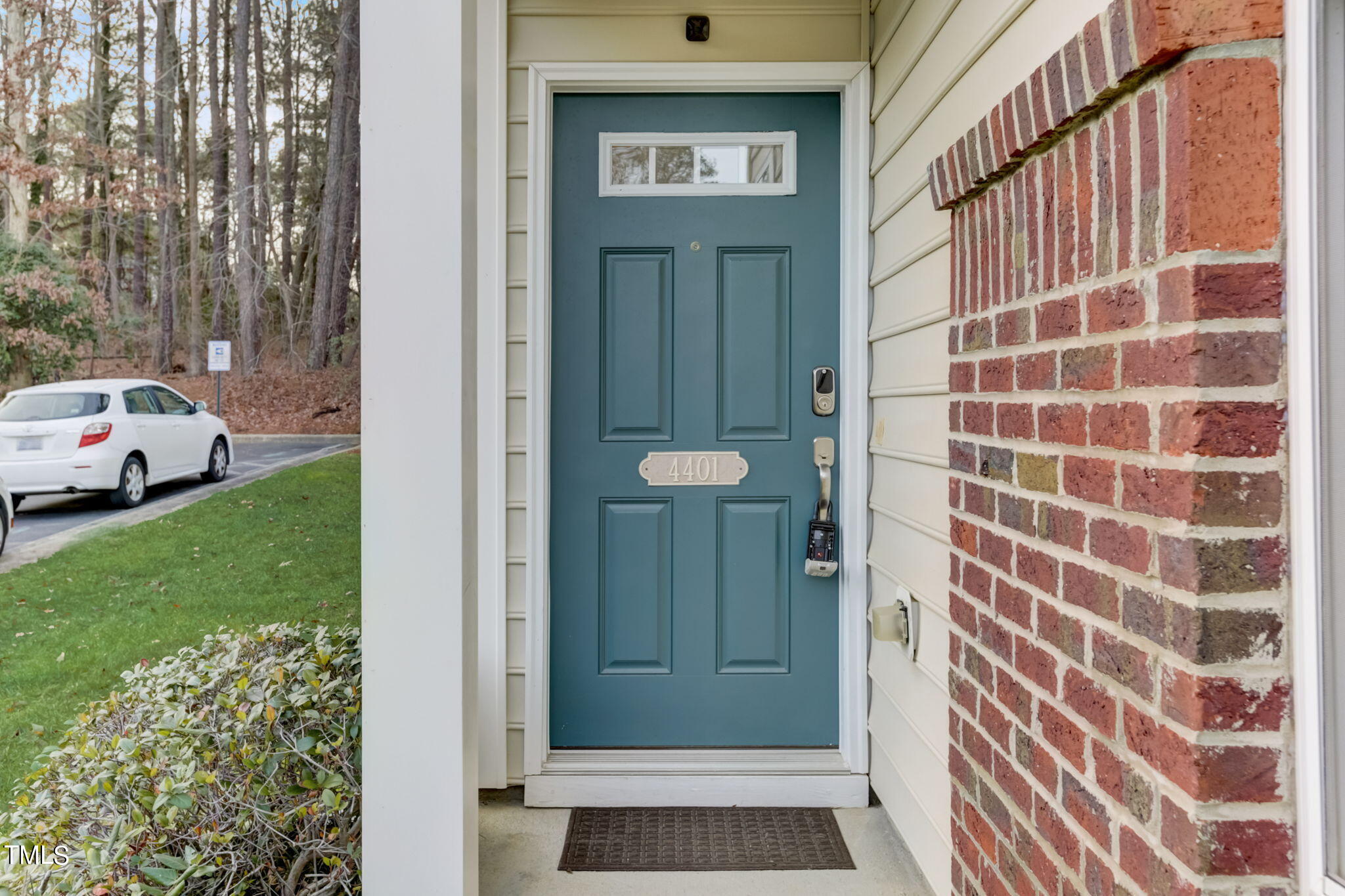 4401 Sugarbend Way Raleigh, NC 27606 - Photo 2 of 20 2-web-or-mls-Sugarbend Way-002