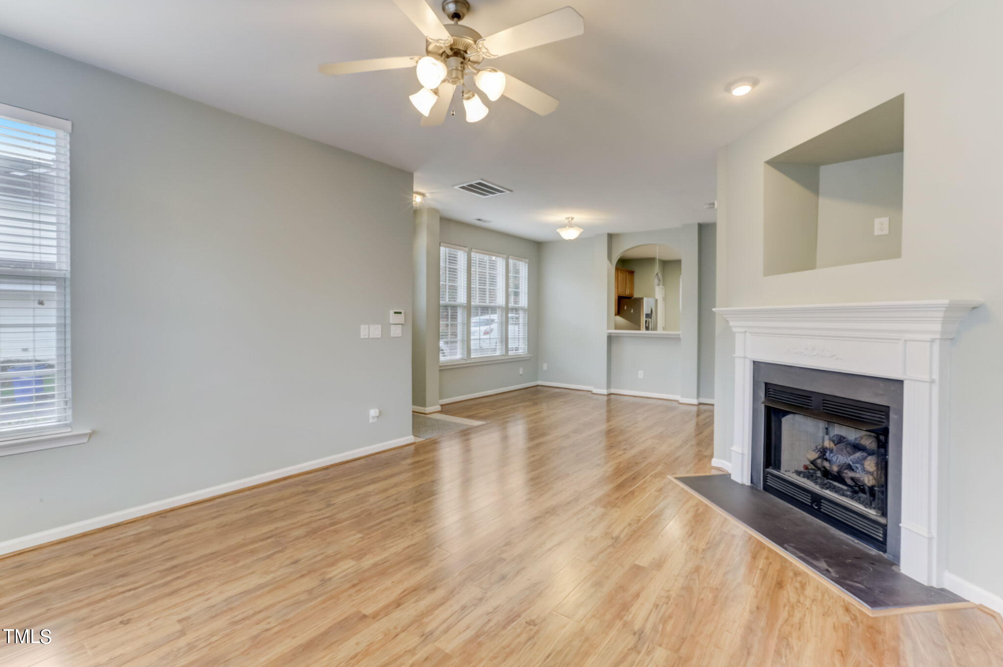 4401 Sugarbend Way Raleigh, NC 27606 - Photo 7 of 20 7-web-or-mls-Sugarbend Way-007