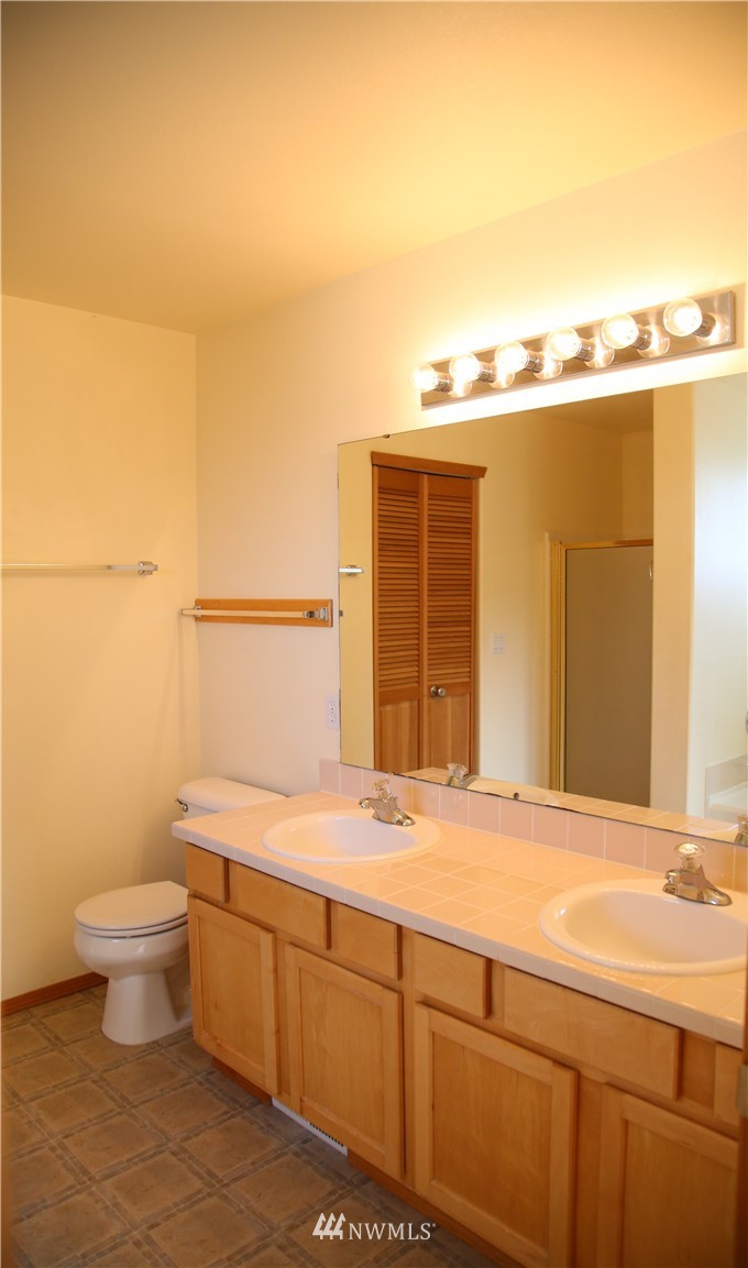 3602 186th Place Southeast Bothell, WA 98012 - Photo 11 of 12 Gallery Image 11