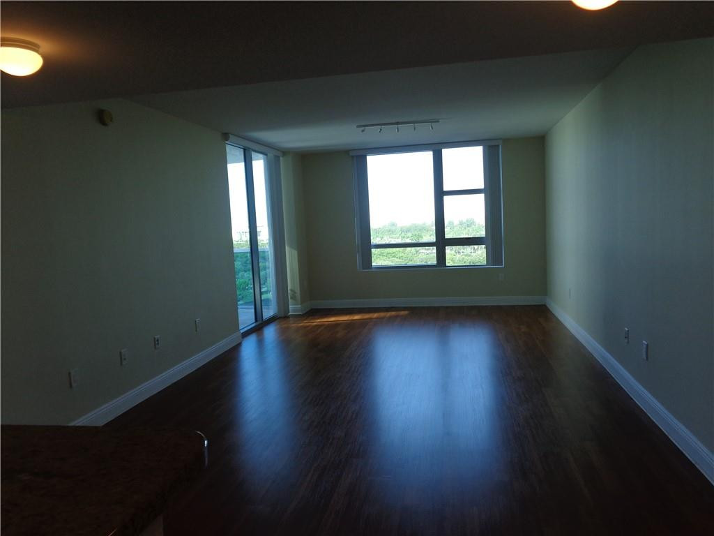2641 North Flamingo Road, Unit 1201N Sunrise, FL 33323 - Photo 6 of 49 LIVINGROOM