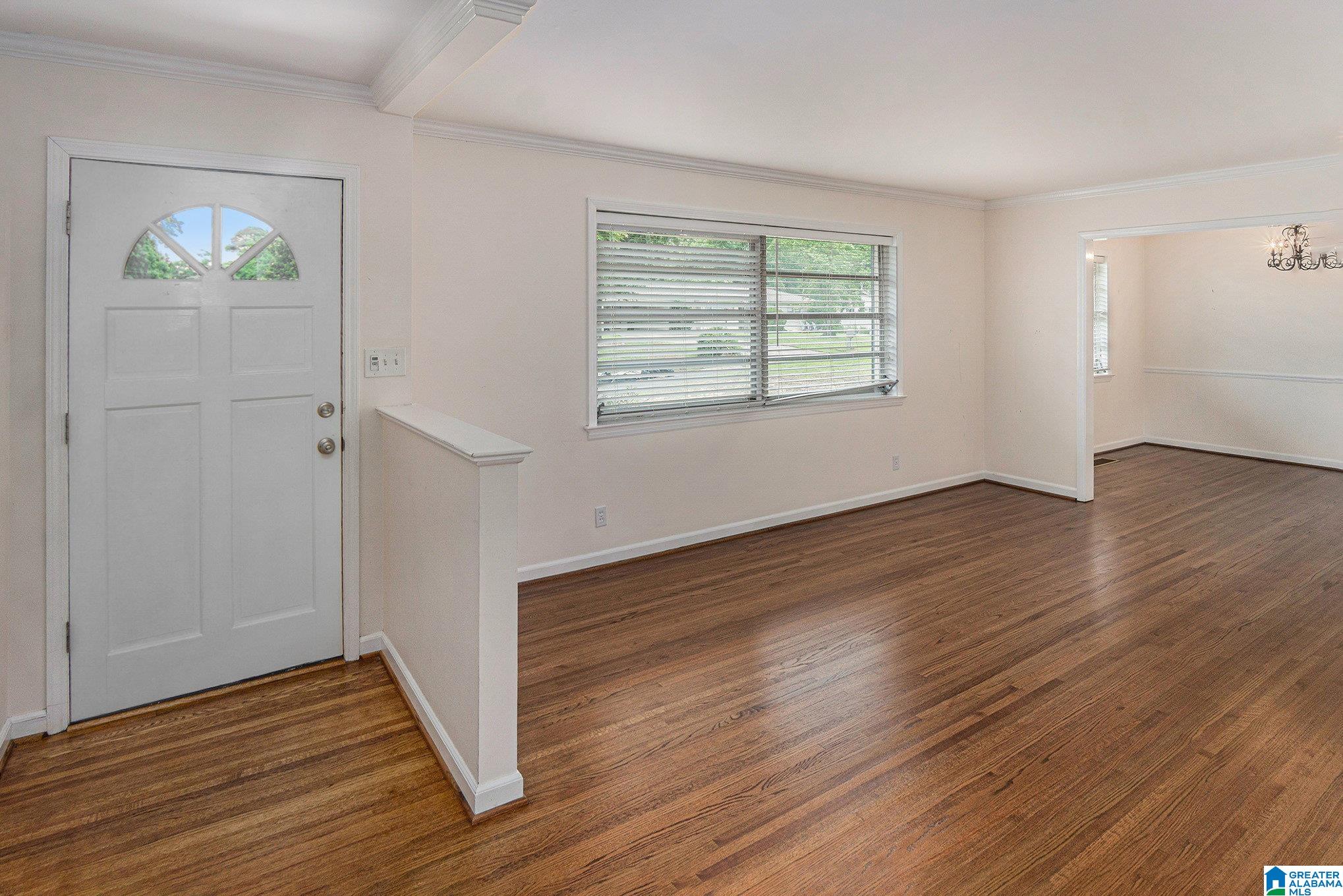 3137 Woodhaven Road Birmingham, AL 35243 - Photo 2 of 19