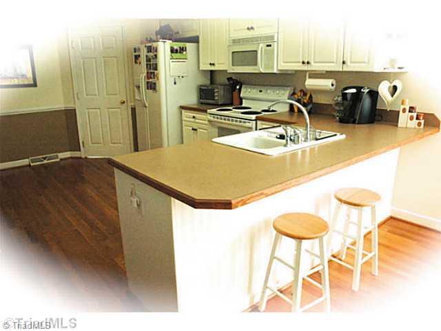 101 North High Field Road Advance, NC 27006 - Photo 5 of 15 Cafeteria/Kitchen.