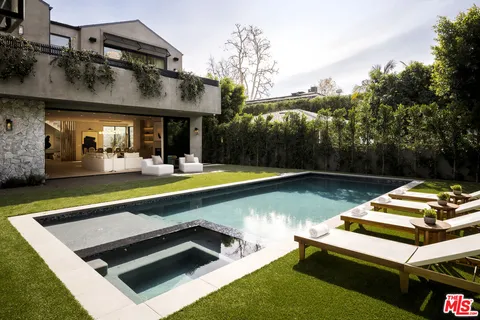 $6,170,000 | 4165 Nagle Avenue, Sherman Oaks, CA 91423