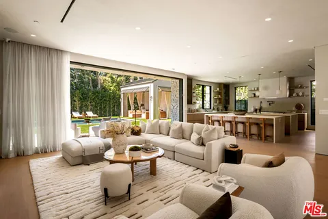 $6,170,000 | 4165 Nagle Avenue, Sherman Oaks, CA 91423