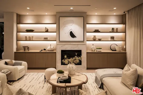 $6,170,000 | 4165 Nagle Avenue, Sherman Oaks, CA 91423