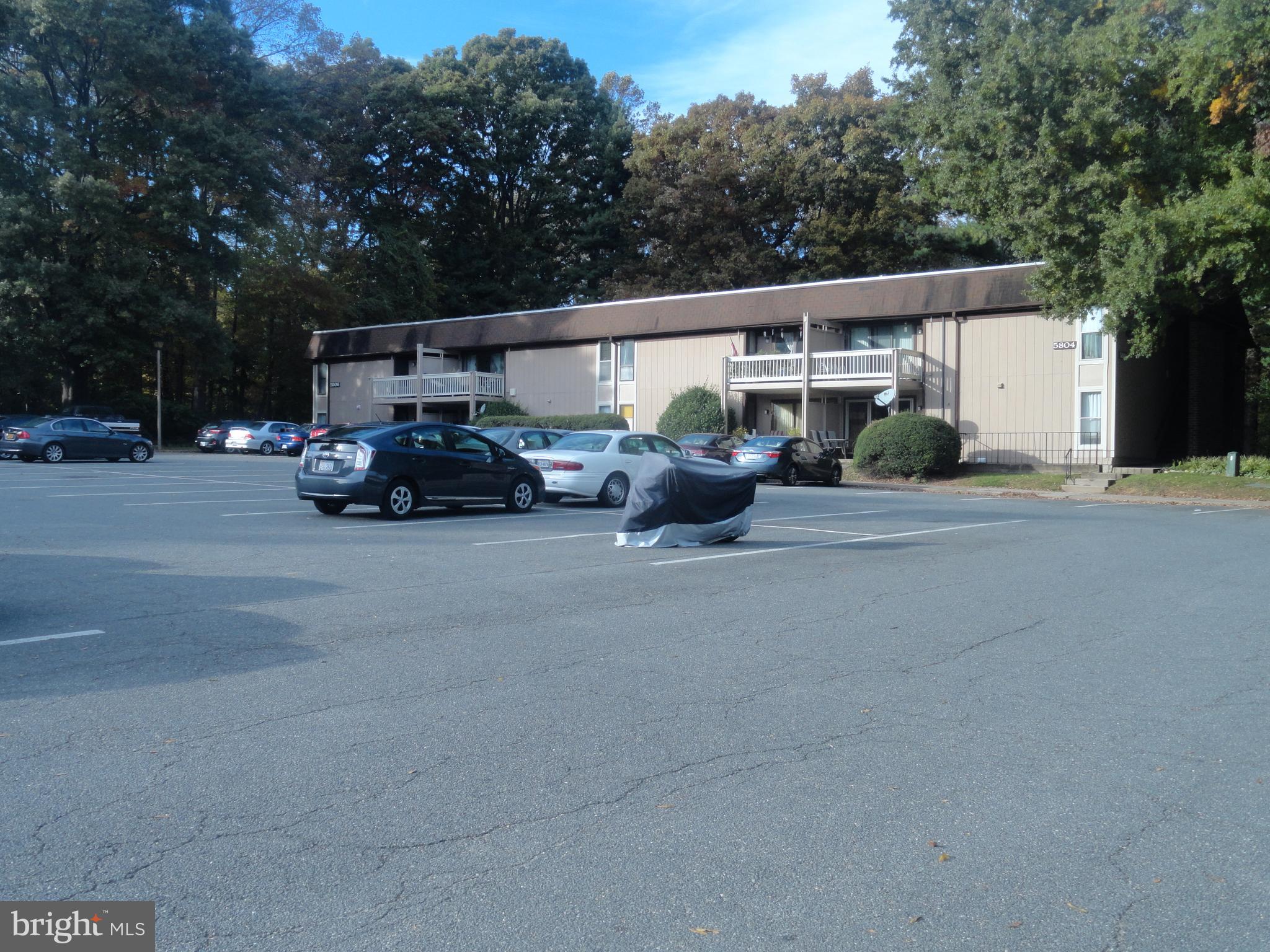 5804 Royal Ridge Drive, Unit K Springfield, VA 22152 - Photo 31 of 33 community